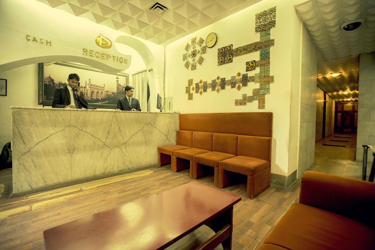 Deep Hotel Lucknow Esterno foto